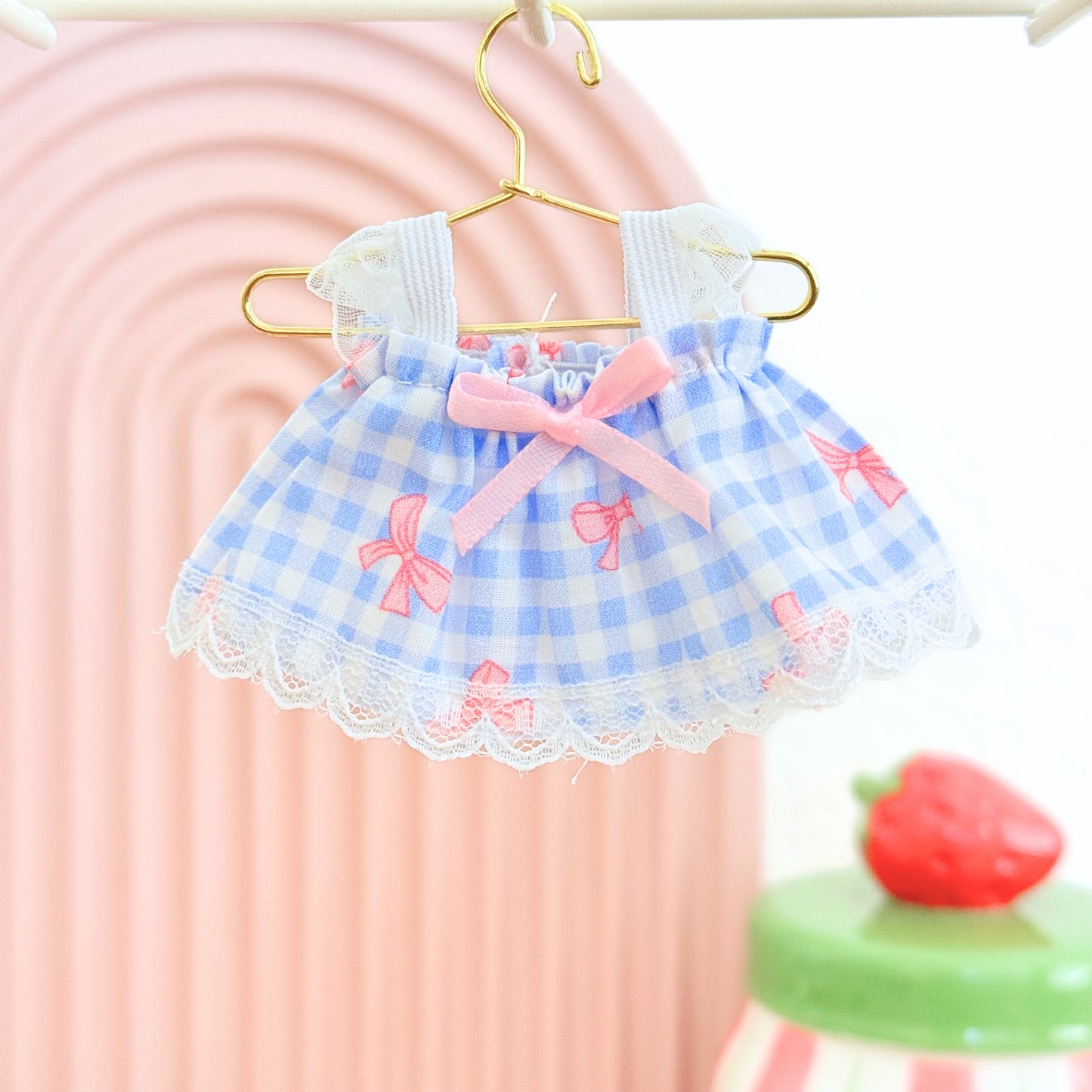 Patterned Mini Dress w Small Ribbon